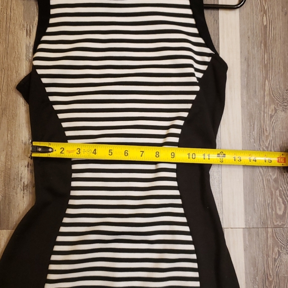 Material Girl - Picture 10 of 11